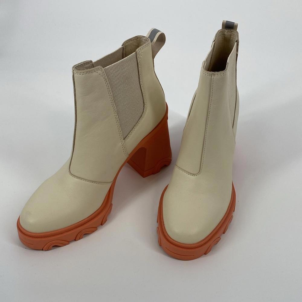 Sorel Cream and Orange Chunk Heel Chelsea Boots